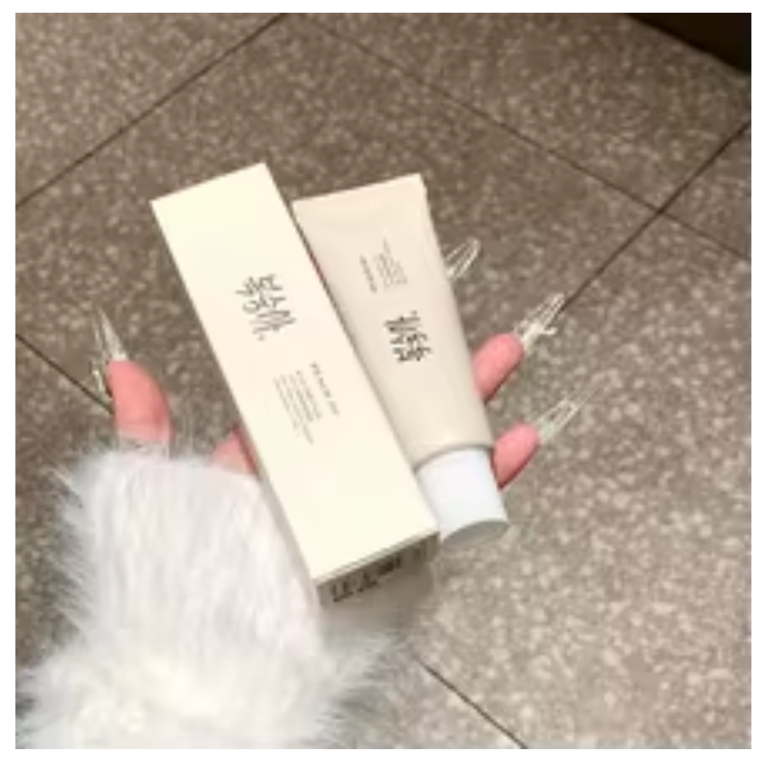 PEACH JO Rice Extract Face Cream SPF50+ - Hydrating Moisturizer & Light Coverage Concealer - Longwear Brightening Tone-Up Cream
